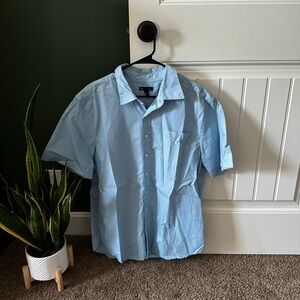 Gap Men’s Blue Button Up